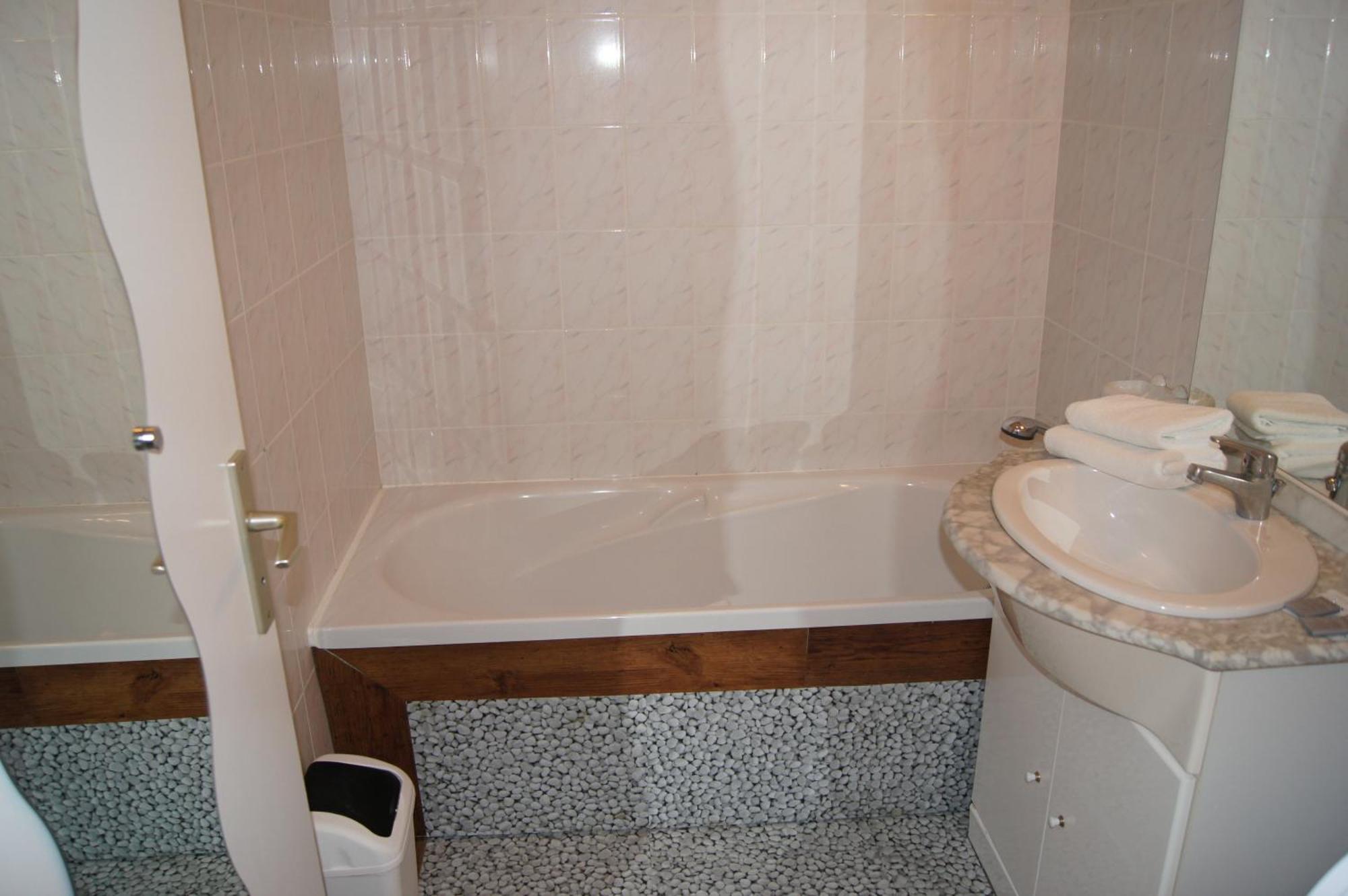 Aux Trois Jean Hotel Le Crotoy Luaran gambar